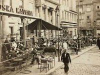 Gradska kavana 1930-ih godina